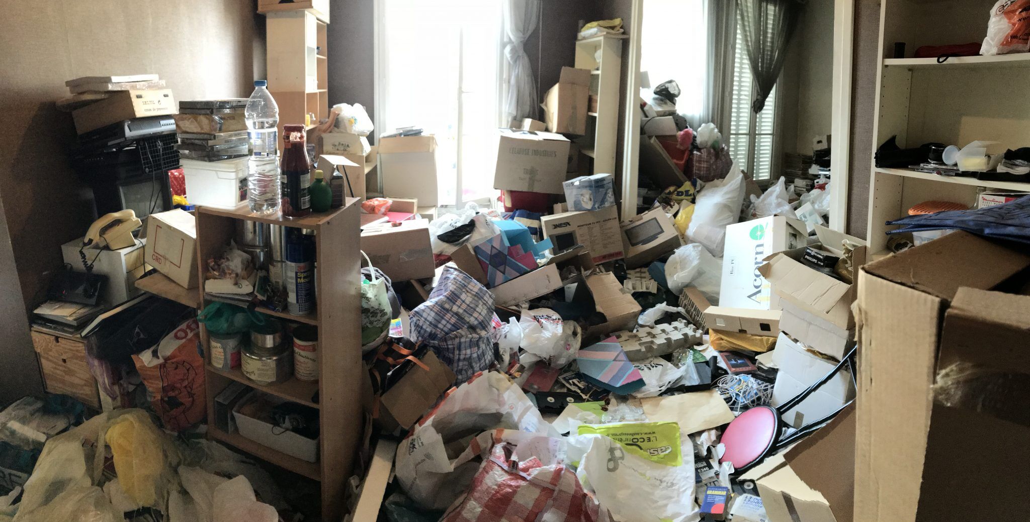 Nettoyage et débarras appartement encombré
